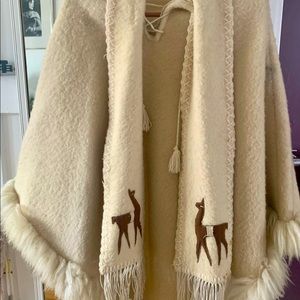 Vintage 80’s Llama wool poncho from Peru.